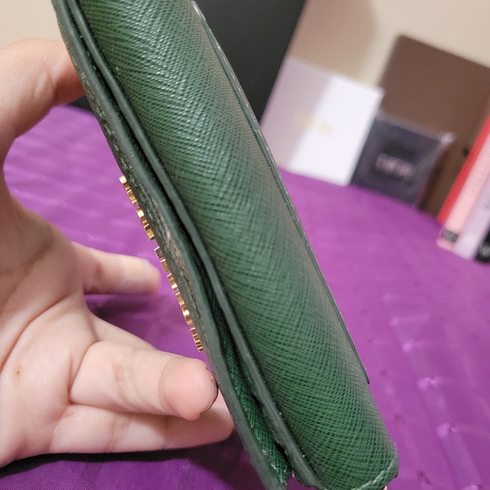 Michael Kors Forest Green Wallet - Picture 4 of 8